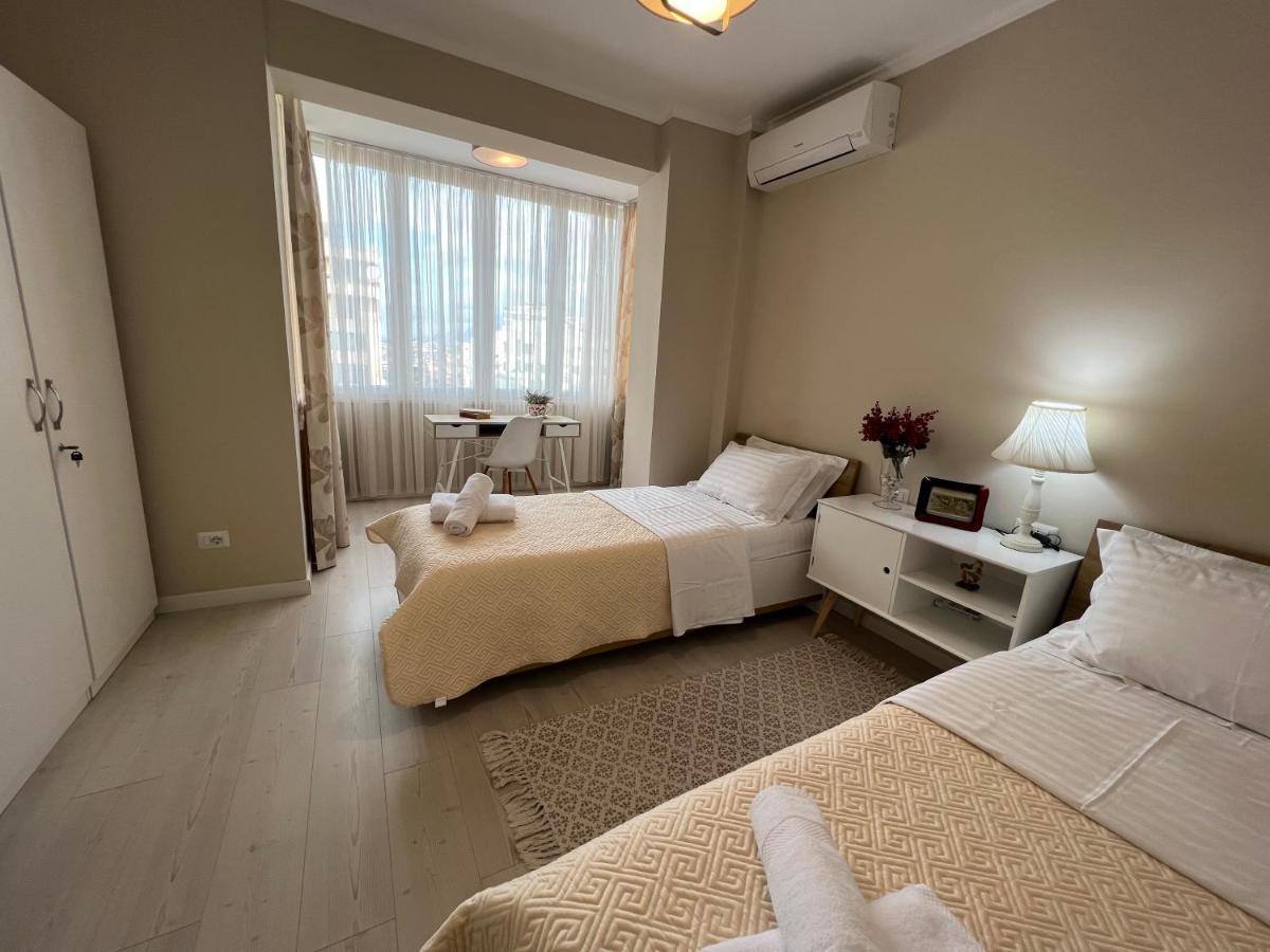 Grand New Bazaar Apartment Tirana Exterior foto